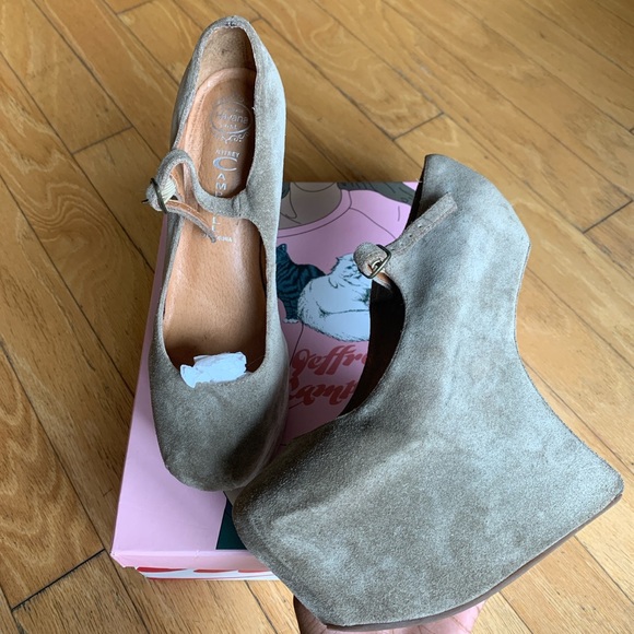 Jeffrey Campbell ‘Nightwalk’ Pump - Picture 2 of 4